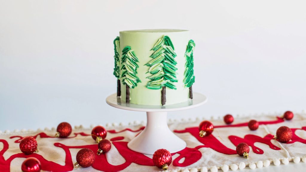 Christmas Cake Ideas - my favorite Christmas cake designs, sure to impress all of your holiday guests. #christmascakes #christmascakeideas #christmascake #bestchristmascakes #bestchristmascakeideas #holidaydesserts #christmascakedesigns #christmascakerecipes #christmascakedecorating #cakedecorating #bestholidaydessertideas